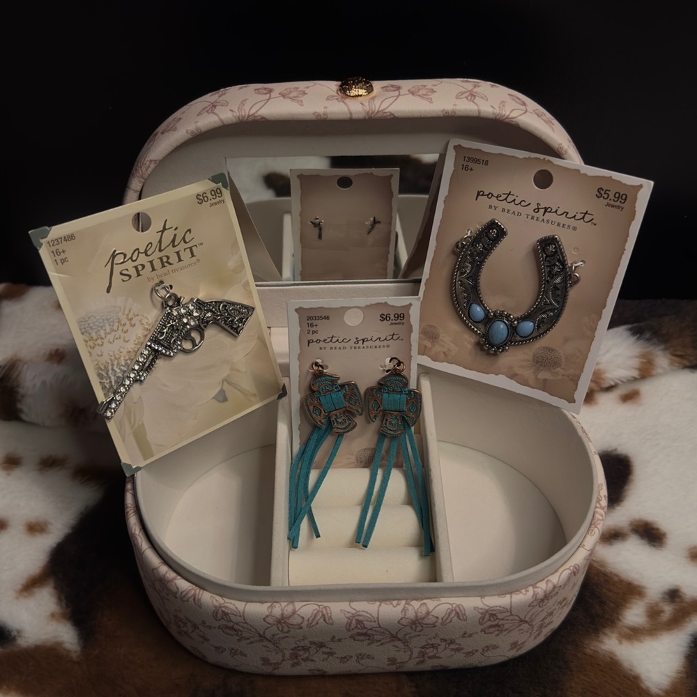 Poetic spirit by beaded treasures western pendants